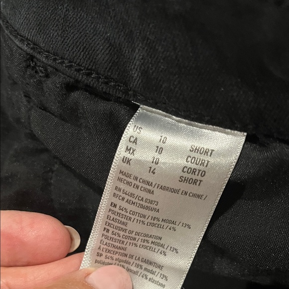 American Eagle Outfitters Women's Dark Jeans - Picture 3 of 6